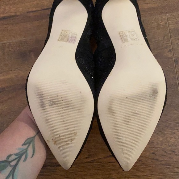 Lace heels - Picture 2 of 3